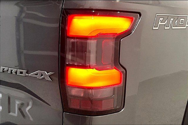 Used 2023 Nissan Frontier PRO-4X AWD/4WD image 30