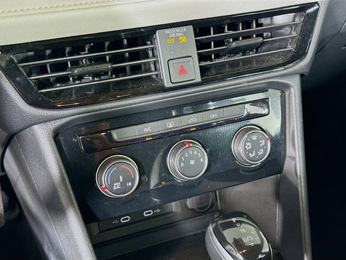 Used 2025 Volkswagen Taos S image 23