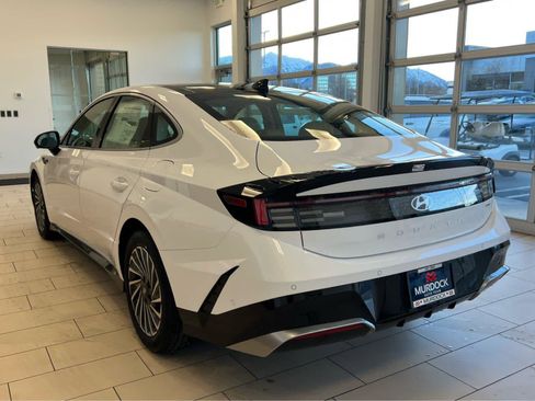 New 2026 Hyundai Sonata Limited FWD image 10