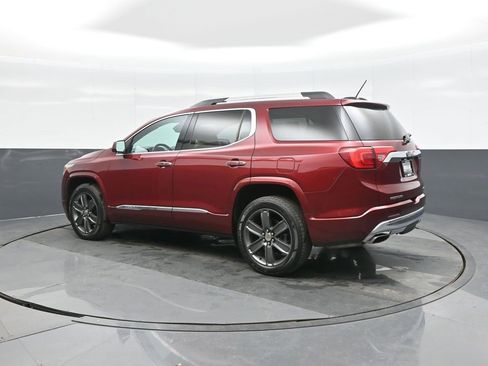 Used 2017 GMC Acadia Denali w/ Technology Package image 5