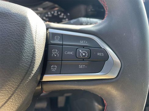 Used 2023 Jeep Compass Trailhawk image 19