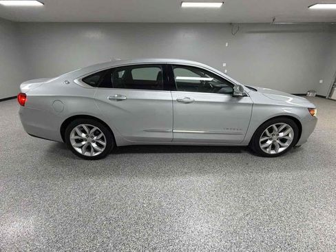 Used 2018 Chevrolet Impala Premier FWD image 2