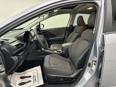 Used 2024 Subaru Crosstrek 2.0i Premium image 8