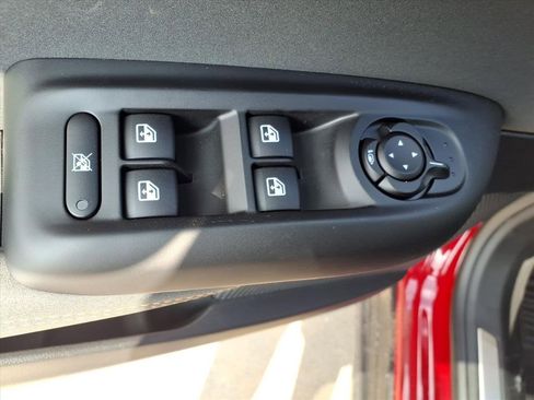 New 2025 Alfa Romeo Tonale Veloce w/ Premium Package image 16