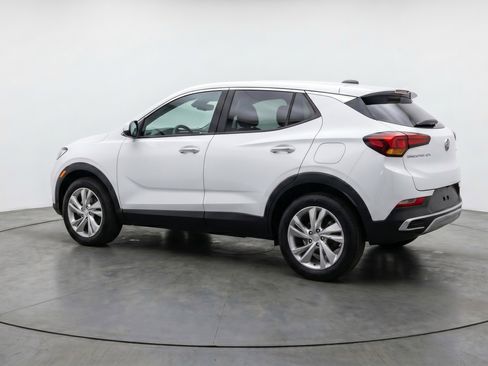 Used 2025 Buick Encore GX Preferred AWD/4WD image 6