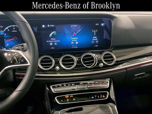 Used 2023 Mercedes-Benz E 350 4MATIC Sedan image 6