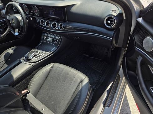 Used 2018 Mercedes-Benz E 300 image 7