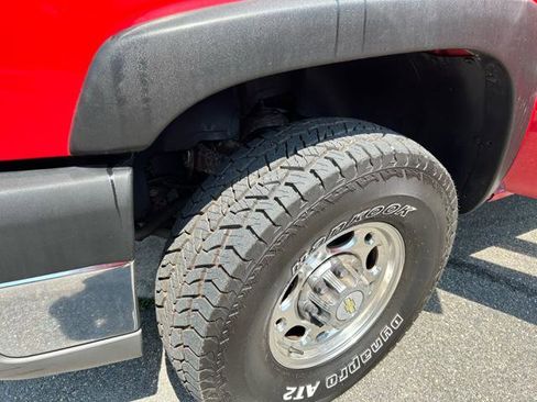 Used 2004 Chevrolet Silverado 3500 4x4 Extended Cab image 16