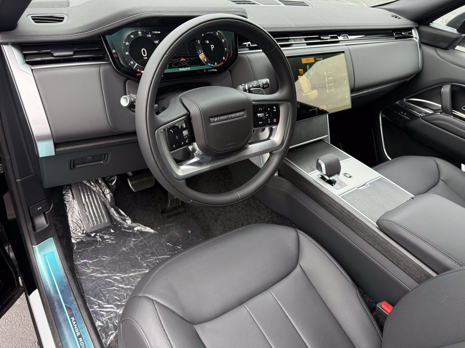 New 2025 Land Rover Range Rover SE AWD/4WD image 14