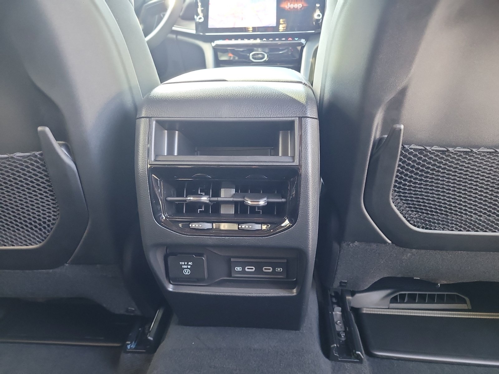 New 2026 Jeep Grand Cherokee Altitude AWD/4WD image 32