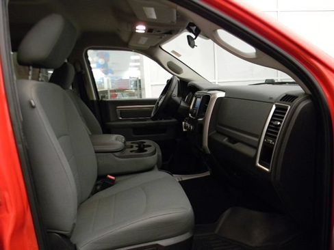Used 2018 RAM 1500 Classic SLT AWD/4WD image 20