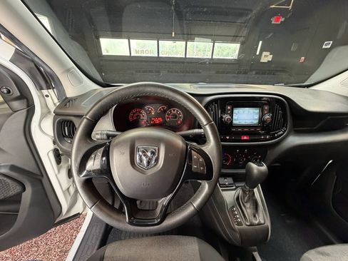 Used 2015 RAM ProMaster City Tradesman SLT FWD image 16