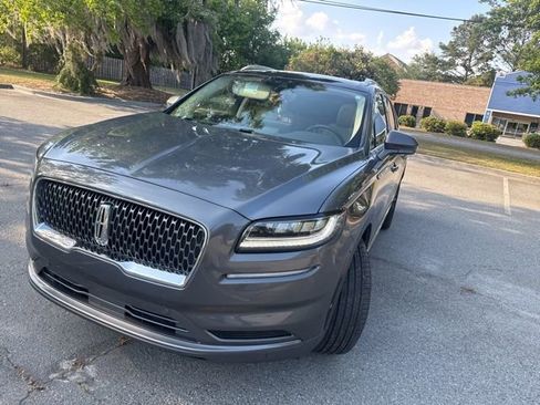 Used 2022 Lincoln Nautilus Reserve FWD image 3