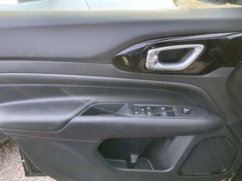 New 2026 Jeep Compass Limited image 15