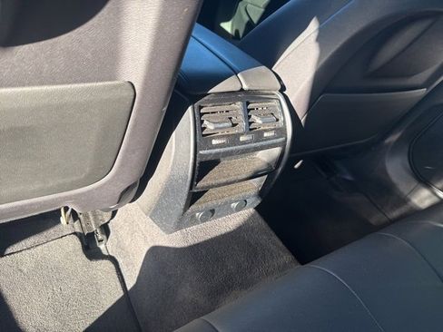 Used 2018 BMW 530i xDrive image 41