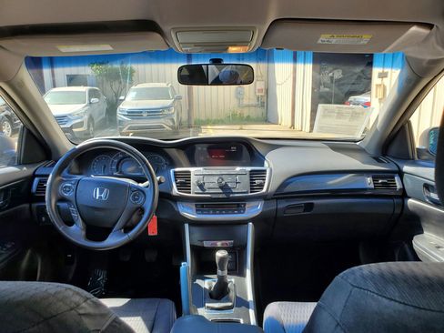 Used 2013 Honda Accord Sport image 3