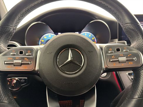 Used 2020 Mercedes-Benz GLC 300 4MATIC Coupe image 15