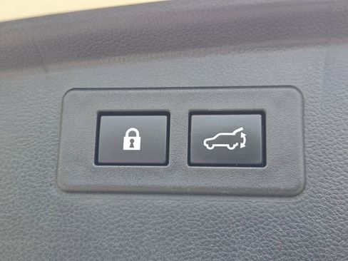 Used 2021 Subaru Outback Limited AWD/4WD image 17
