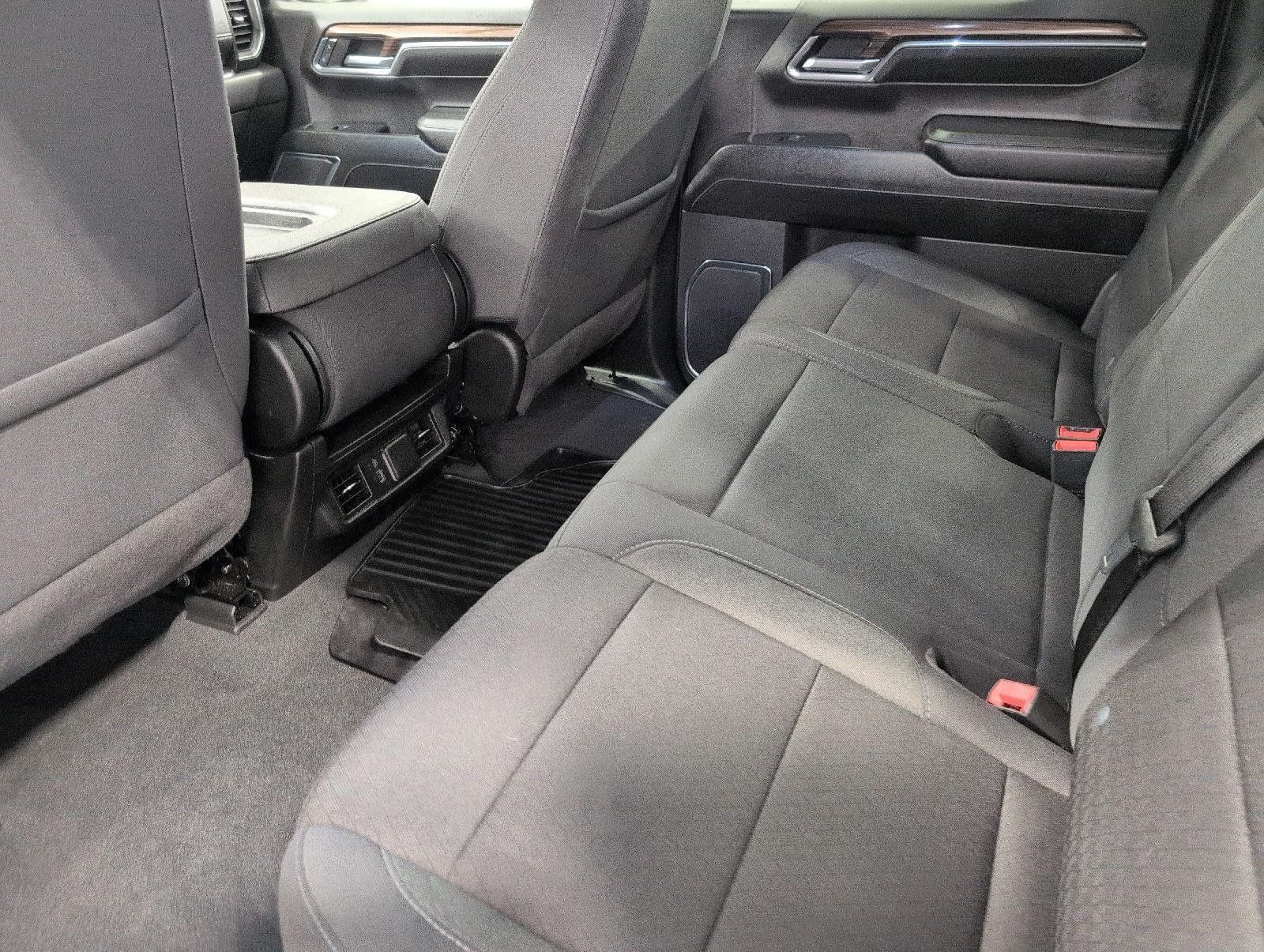 Used 2024 Chevrolet Silverado 1500 LT AWD/4WD image 21
