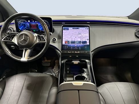 Certified 2023 Mercedes-Benz EQE 350+ 4MATIC SUV w/ Exclusive Trim Package image 17