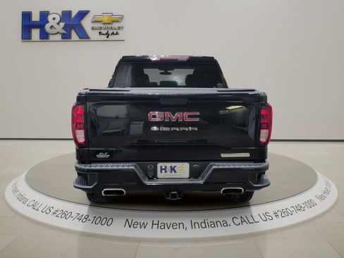 Used 2019 GMC Sierra 1500 Elevation w/ Elevation Convenience Package AWD/4WD image 5