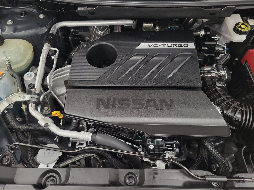 Used 2025 Nissan Rogue SV AWD/4WD image 8