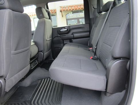 Used 2023 Chevrolet Silverado 2500 LT image 9