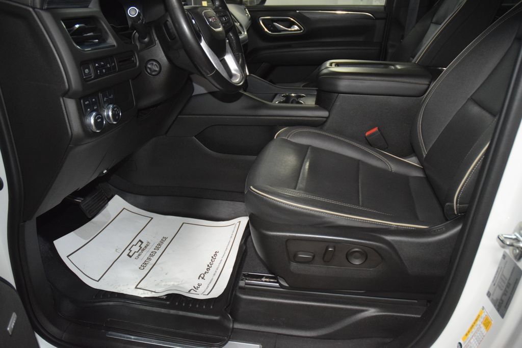 Used 2022 GMC Yukon SLT w/ SLT Luxury Package AWD/4WD image 41