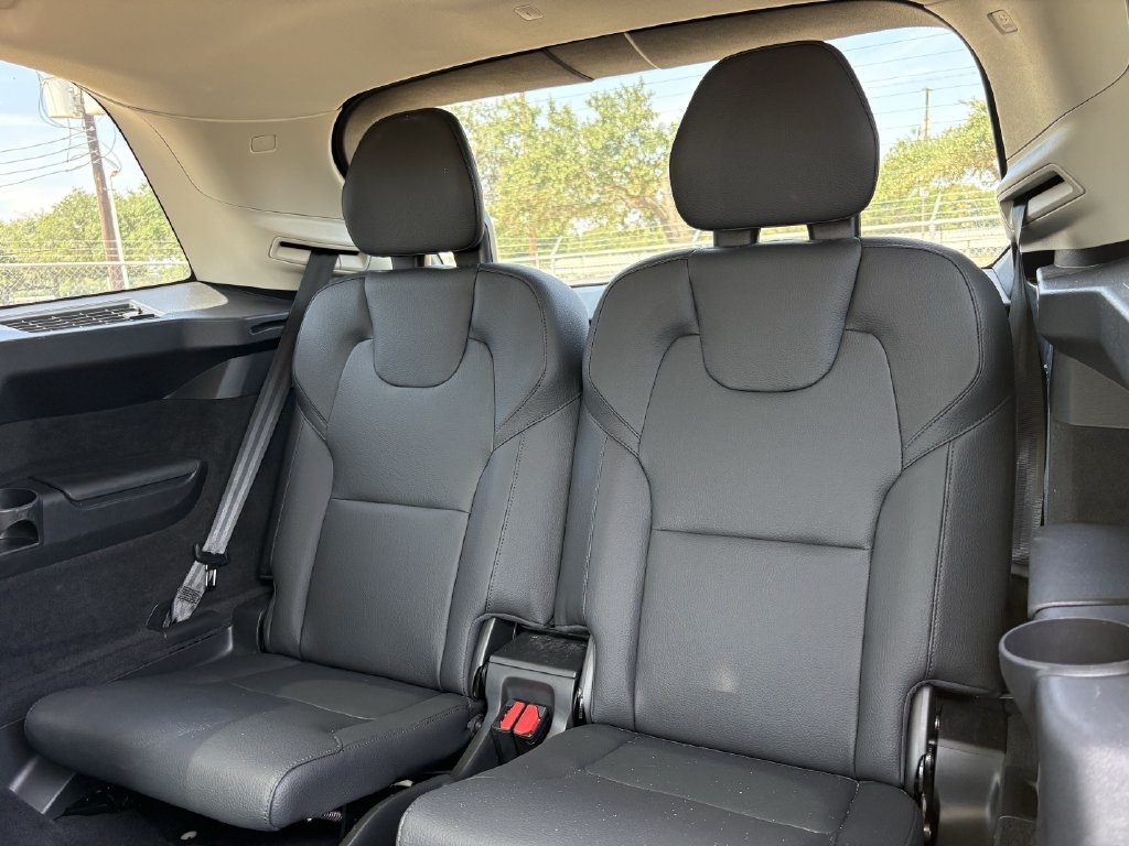 Used 2024 Volvo XC90 B5 Plus w/ Protection Package Premier AWD/4WD image 26