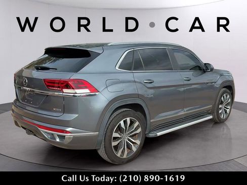 Used 2020 Volkswagen Atlas Cross Sport SEL R-Line AWD/4WD image 7