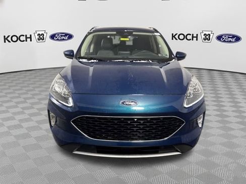 Used 2020 Ford Escape Titanium image 2