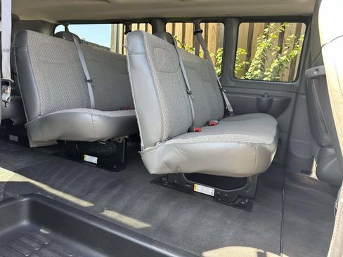Certified 2025 Chevrolet Express 3500 LT w/ LT Preferred Equipment Group RWD image 28