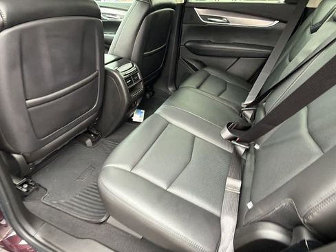 Used 2018 Cadillac XT5 Premium Luxury image 17