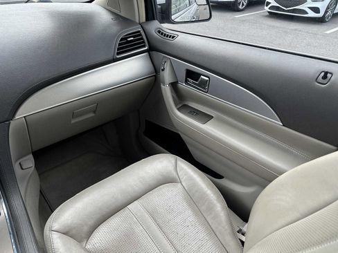 Used 2012 Lincoln MKX FWD w/ Class II Trailer Tow Pkg image 11