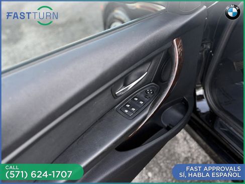 Used 2014 BMW 320i xDrive Sedan image 21