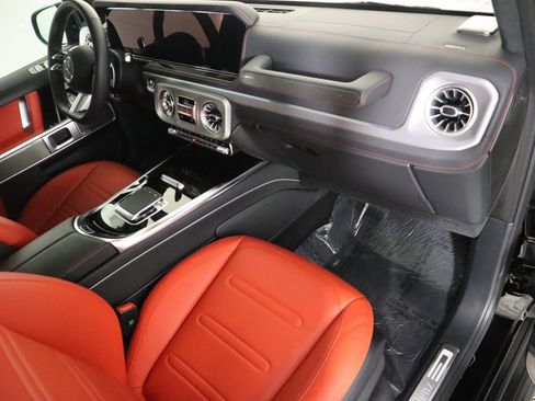 Used 2025 Mercedes-Benz G 550 image 18