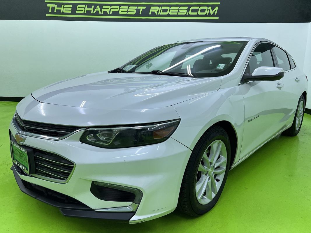 Used 2017 Chevrolet Malibu LT FWD image 5
