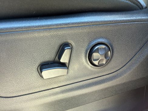 Used 2021 RAM 1500 Big Horn AWD/4WD image 13