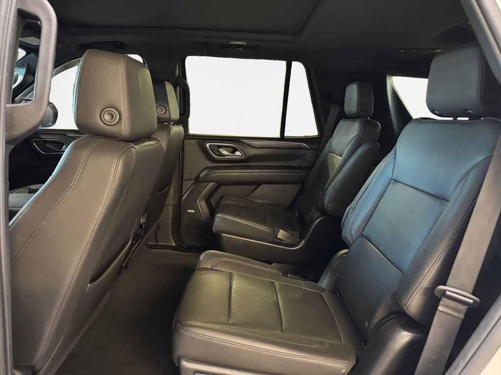 Used 2023 Chevrolet Tahoe Z71 w/ Luxury Package AWD/4WD image 24
