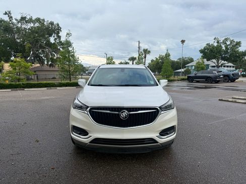 Used 2018 Buick Enclave Essence FWD image 2