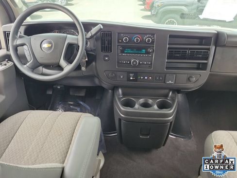 Used 2025 Chevrolet Express 3500 LT w/ LT Preferred Equipment Group RWD image 9