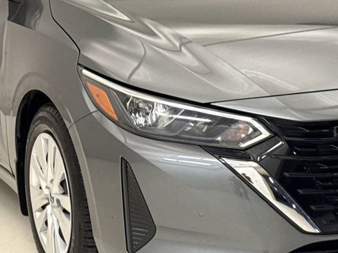 Used 2024 Nissan Sentra S w/ Trunk Package FWD image 5