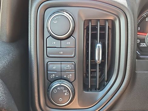 Certified 2024 Chevrolet Silverado 2500 Custom w/ Custom Value Package AWD/4WD image 18