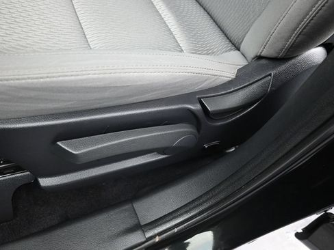 Used 2018 Hyundai Santa Fe Sport FWD image 21