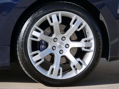 Used 2011 Maserati GranTurismo S image 25