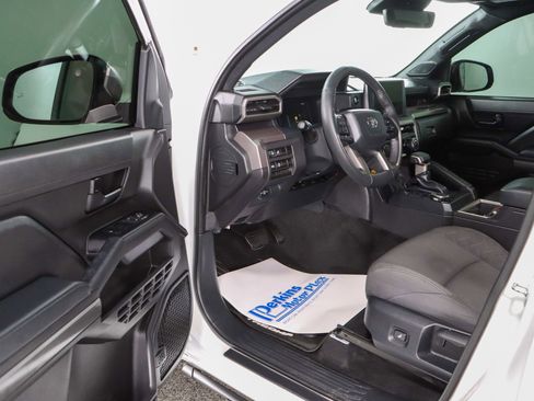 Used 2024 Toyota Tacoma SR5 image 3