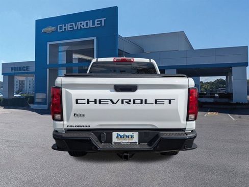 New 2026 Chevrolet Colorado W/T image 4