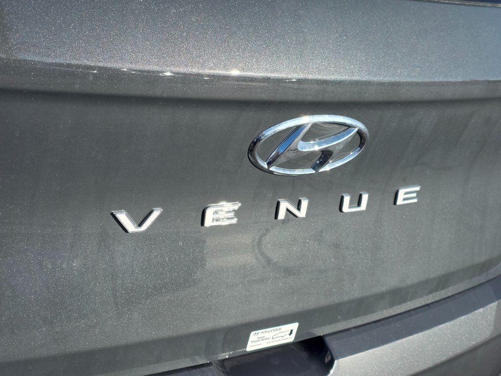 Used 2026 Hyundai Venue SEL FWD image 10