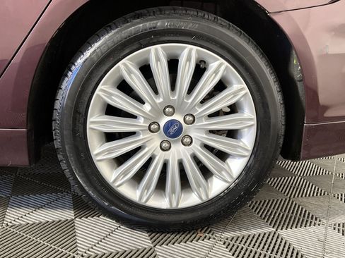 Used 2013 Ford Fusion SE image 10