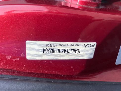 Used 2017 Jeep Compass High Altitude FWD image 25